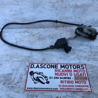 Pinza tubo pompa posteriore Pegaso 650 05 09