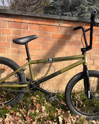 Sunday Primer 20"  BMX Freestyle  Matt Army Green