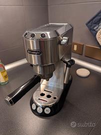 macchinetta caffè DeLonghi dedica ec680m