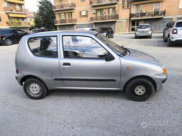 fiat 600 con 141000 km 