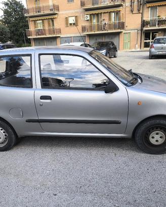 fiat 600 con 141000 km 