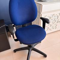 Sedia da scrivania con braccioli