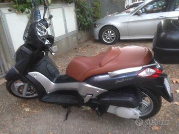 scooter Yamaha X city 250