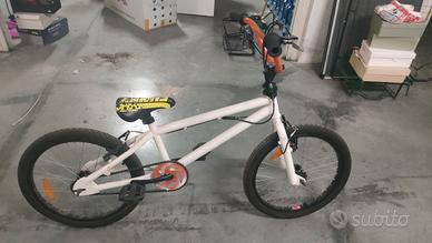 bicicletta bmx