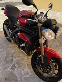 Triumph Speed Triple 1050 - 2011