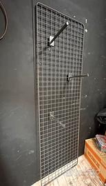 Espositore griglia con ganci