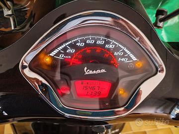 Vespa 300 gts