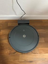 Roomba Irobot essential