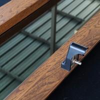 porta con sopraluce e vetri privacy