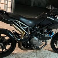 Ducati Hypermotard 796 (Guidabile anche A2)