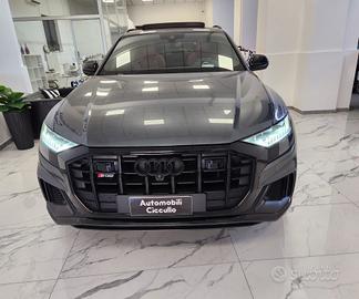 AUDI Q8 SQ8 TDI quattro tiptronic