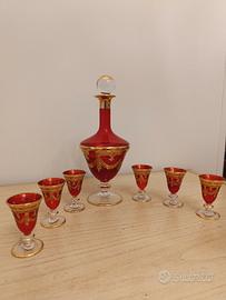 Set bicchierini e bottiglia 