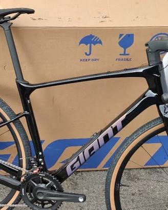 GRAVEL GIANT REVOLT ADVANCED 2 2025 promo
