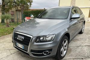 Audi Q5 - 2.0 TDI 170 cv Quattro S-Line ORIGINALE