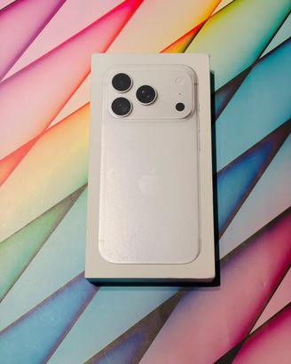 prezzo non trattabile! iPhone 18 pro 256 sigillato