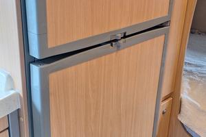 frigorifero trivalente dometic 142 lt