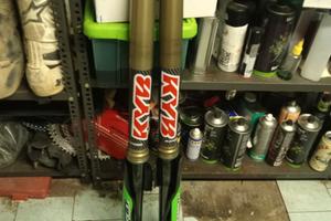 BYB universali per tutte le moto -piedini Kawasaki