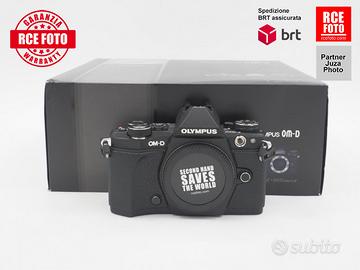 Olympus OM-D E-M5 II