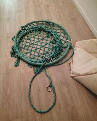Sedia a dondolo con catena da appendere al soffitt