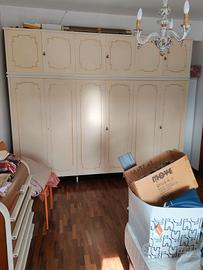 Modernariato Armadio metá secolo scorso 