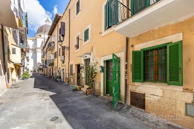 2 LOCALI A CASTEL GANDOLFO