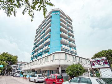 A813 - 50 metri dal mare - vista mare