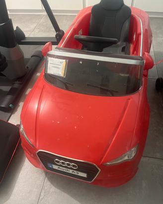 Macchina cavalcabile Audi bambino/a