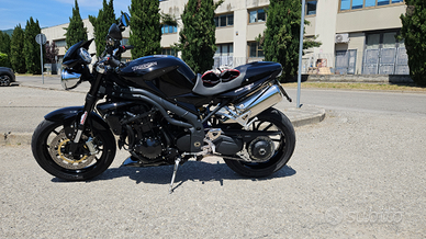 Triumph speed triple 1050