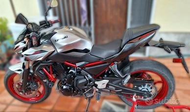Kawasaki z650 my2023 + accessori