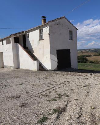 CASA INDIPENDENTE A BELLANTE