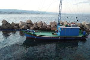 Vendita motobarca per la pesca del pesce spada