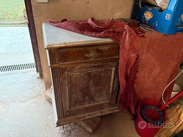 mobile antico legno massiccio