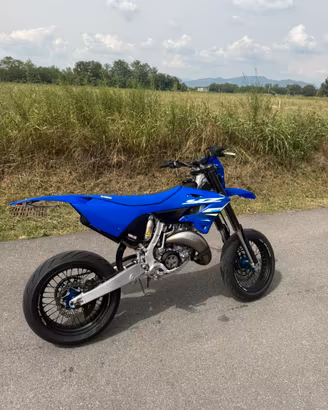 YAMAHA YZ 125 2025 motard