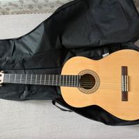 Yamaha C40M nuova + borsa, capotasto e plettri