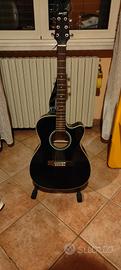 Chitarra Elettroacustica nera 