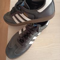 Adidas Samba nere
