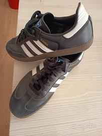 Adidas Samba nere