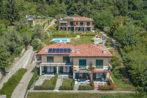Appartamento di 130 m² con 4 locali e box auto a T