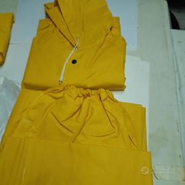 completo impermeabile giacca e panta L