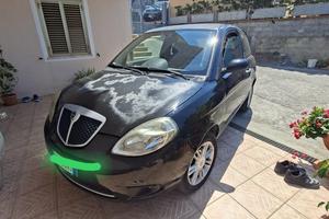auto usata unipropretario