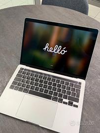 MacBook Pro 13" 2020 i5 – 8GB RAM – 256GB SSD – Pa