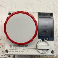 Presa Interbloccata IP 67 SCAME 3P+T 16 A