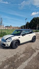 Mini Cooper 1.6 diesel anno 2011