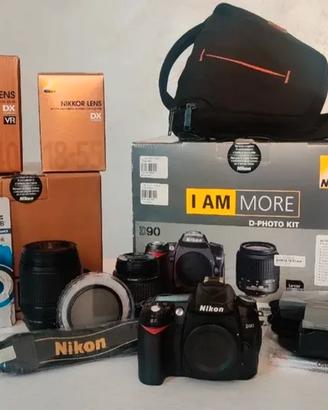 Nikon D90 Kit Completo 2 Obiettivi 18-55 e 18-140