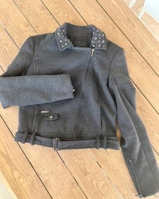 Giacca con borchie colore grigio