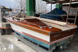 Riva Junior