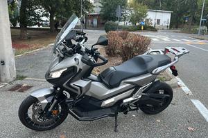 Honda xadv 750