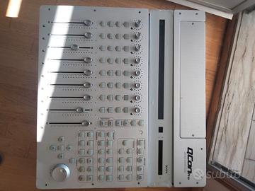 Controller DAW iCON QCon Pro - Professional Studio