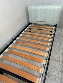 Lettino più comodino