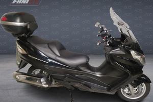 SUZUKI Burgman AN 400 -